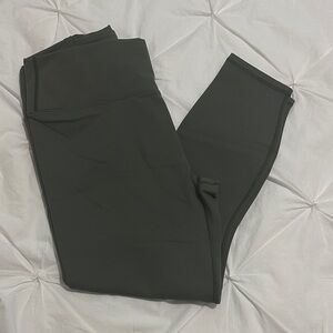 NWT Fabletics Boost 7/8 Green Leggings - XL